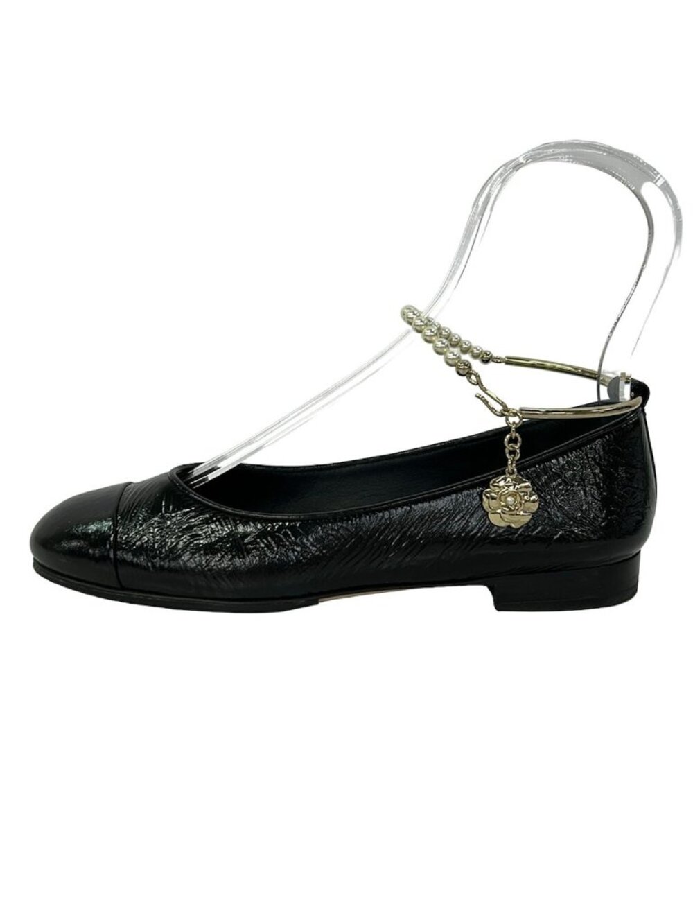 Chanel Flat Shoes Black CC Logo Pearl Leather